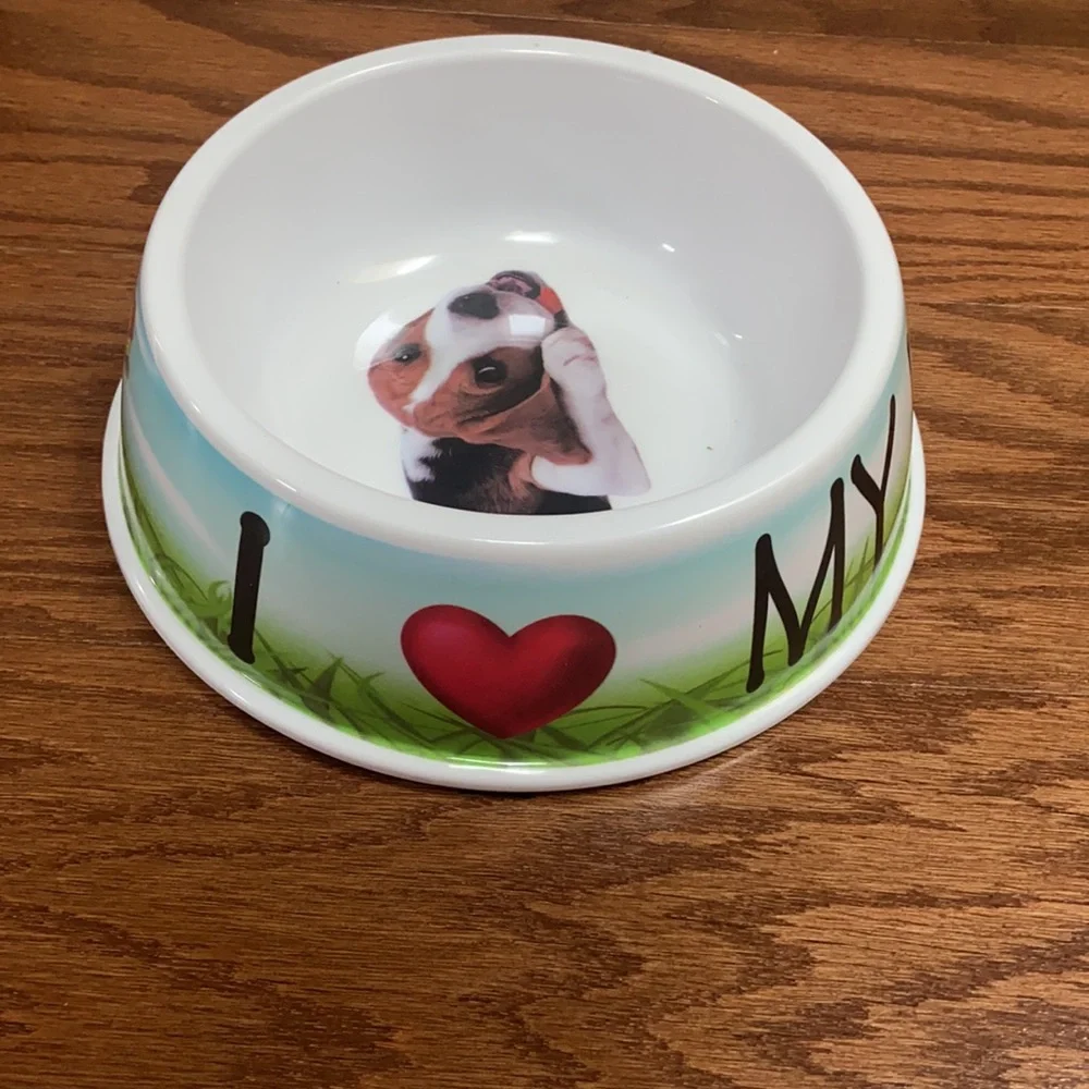 “I ❤️ My Beagle” dog bowl